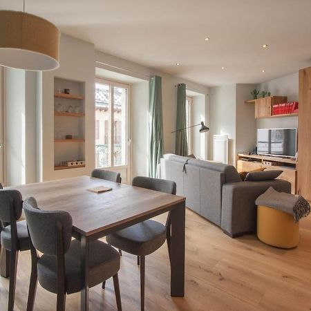 Les Aiguilles- Town Centre Luxury 2 Bedroom Apartment Шамони Экстерьер фото